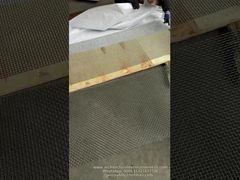 カスタマイズ可能な開口部を備えたファサードにダイヤモンド建築メッシュを選択する理由をご覧ください